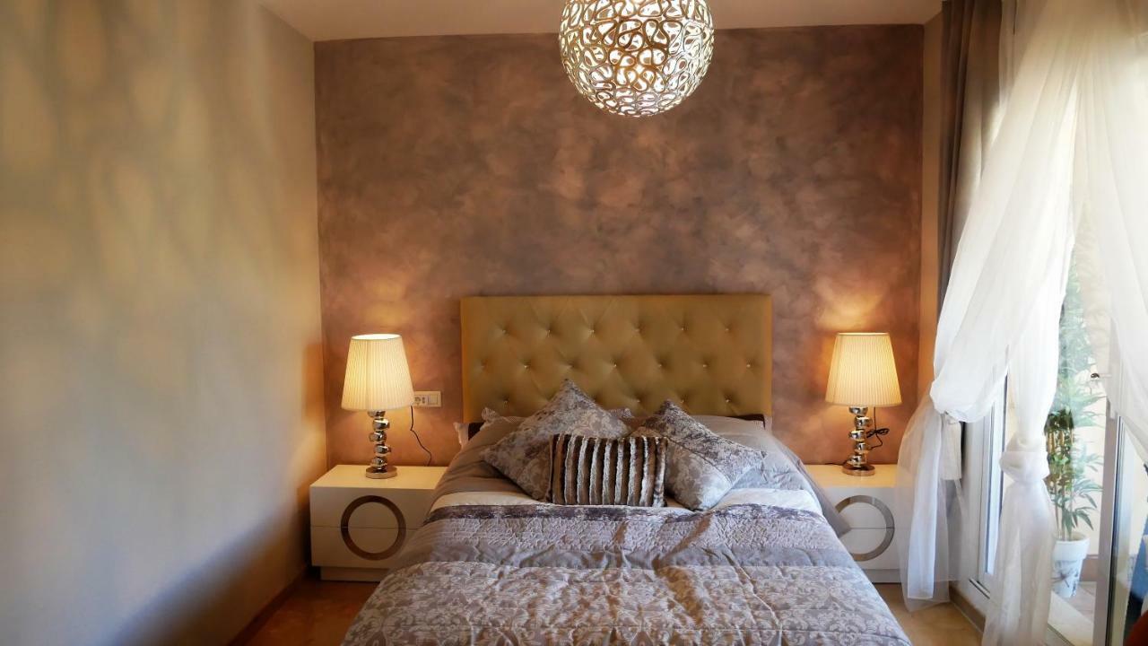 Appartement Hillside Suite 미하스 외부 사진