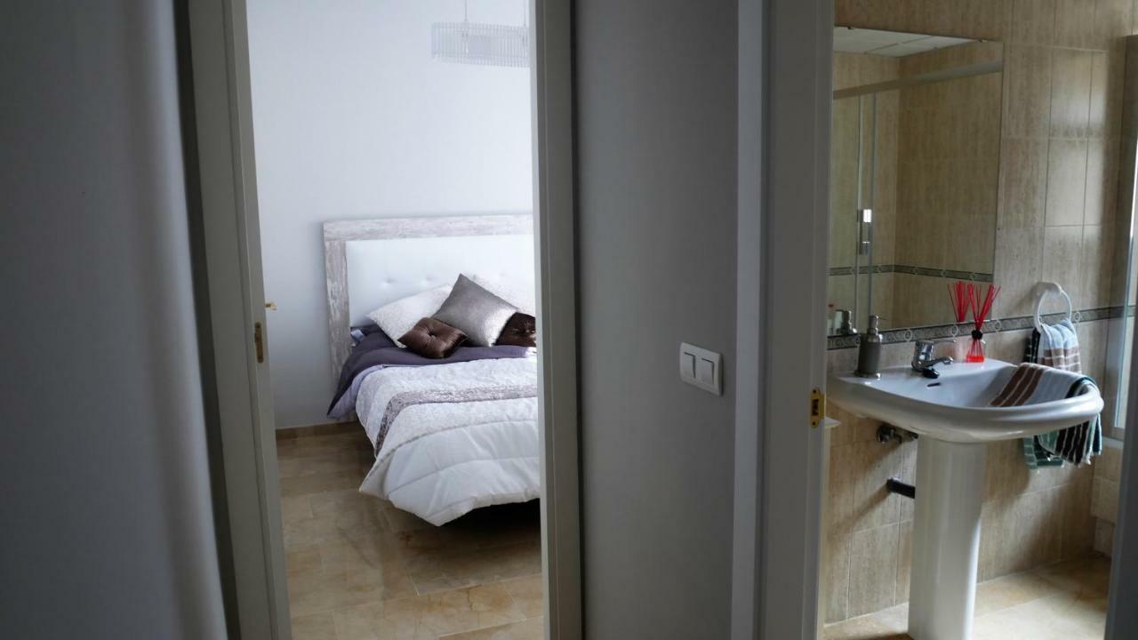 Appartement Hillside Suite 미하스 외부 사진